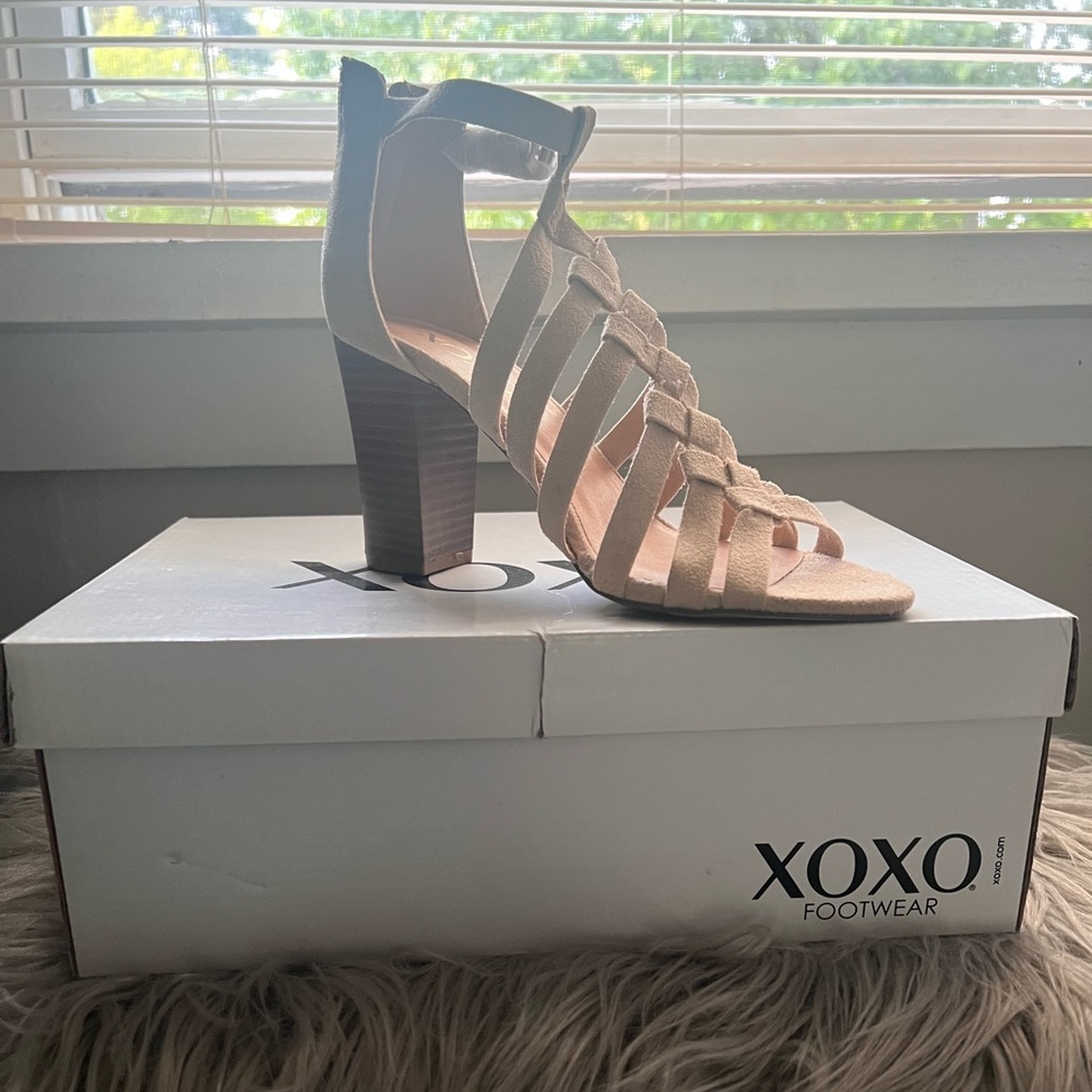 NWT Xoxo Summer Sandals